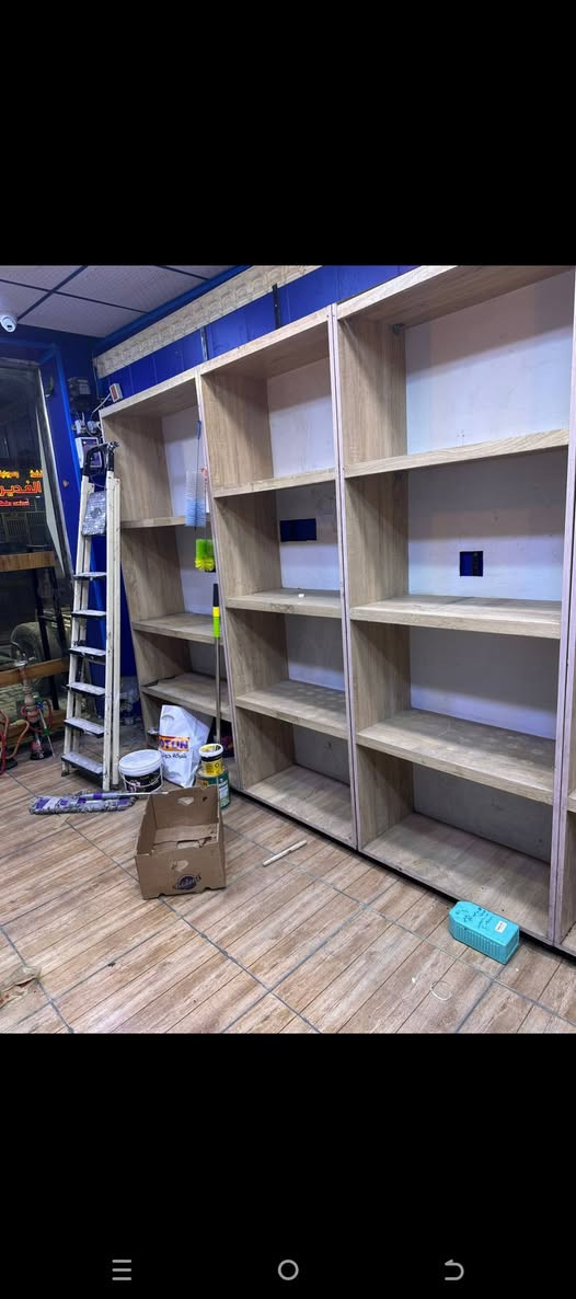 سلام عليكم فاتريات للبيع كامله مستعمل جديد اربعه صاجي ٥ ابيض ومساطر اربعه متر العنوان كربلاء *********** السعر كلهن ب٦٥٠ الف
