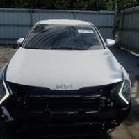 سبورتج  XL موديل 2024   محرك2500  دخول جديد مرقم وجاهز  الظرر  تخريب و...