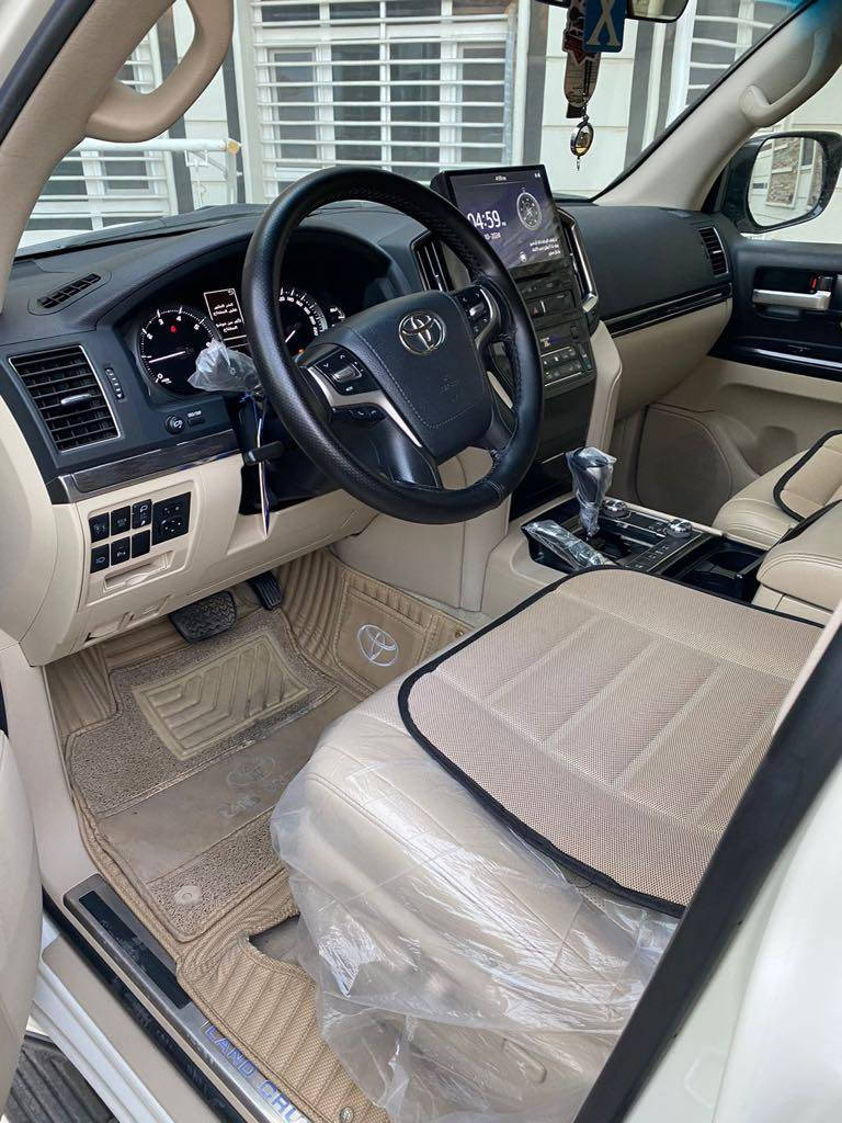 لاندكروزر  2021    ساز باب اول     جديد جديدة  📦📦✅✅
موديل ••••         2021 ✅✅  V6    

مكفولة  كفالة  عامة  شرط  بدون صبوغ و شوخط و تعديل ✅

_فول مواصفات •••  درجة   اول  

_جديدة جدا بحالة الوكالة   ماشى   53    الف 

_ جنطة كهرباء 
_ گيج   ليگزز  
_ شحن لاستيكى 
_ فتحة 
_ كوشن 3  دگم 
_ كراسي كهرباء 
_ جلد بلادي 
_ 5 كاميرا  
_ 8 ارباك 
_ شاشات بلاديه
_ تشغيل  عن بعد 
_ حساس - بلاجكتور 
_السياره فول 1/1
_للاستفسار اكثر عن الاسعار والتفاصيل 

   ✅✅☑️☑️☑️☑️✅✅
سعر     :::        640            
العنوان :::         صلاح الدين سامراء


**إذا كنت صاحب هذا الإعلان وتريد حذفه لأي سبب، رجاءا أرسل رسالة إلى الدعم الفني**