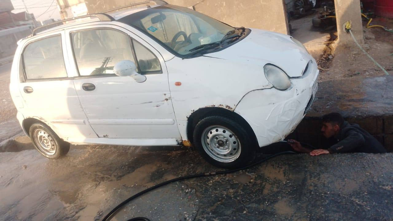 سيارة كيو كيو بسعر23ورقه صاحبها نجف رقمها انكليزي بيها ضربات خفيفه صور كما موضح في الصور بيها مجال بسيط مستعجله على بيعتها للتواصل الاتصال على الرقم 

***********
