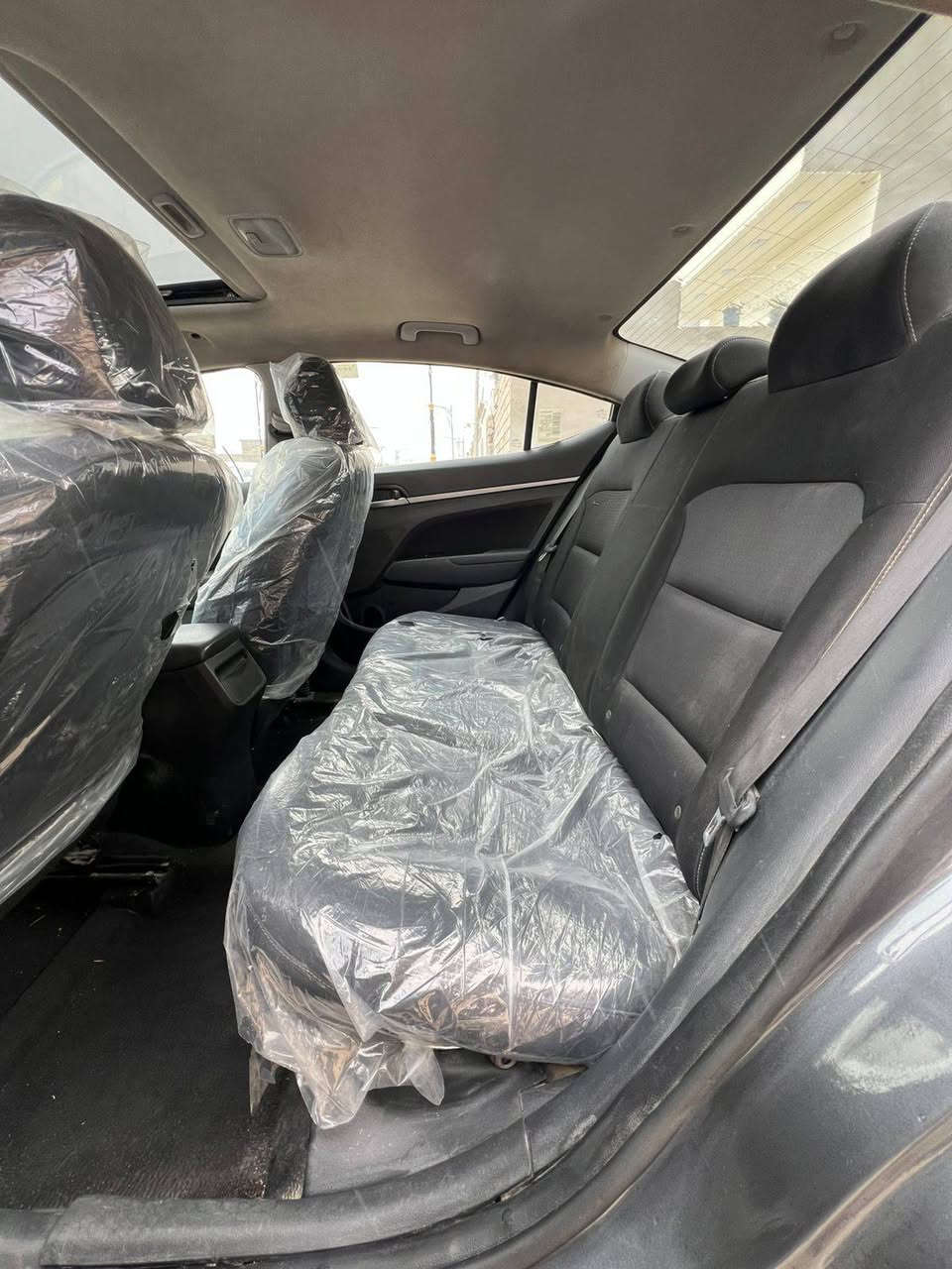 السلام عليكم
النتره موديل 2018فول 1/1
مواصفات
شاسه 
كامره خلفيه 
اشاير مري 
ويل كروم 17
حساسات اماميه خلفيه 
لايت زنون
شاشه اعطال
ضرر جاملغ خلفي ومصبوغه صفحا
السعر 100 وبيها مجال بصيط
سنويه الى 29
بصمه تشغيل 
هاتف /***********
