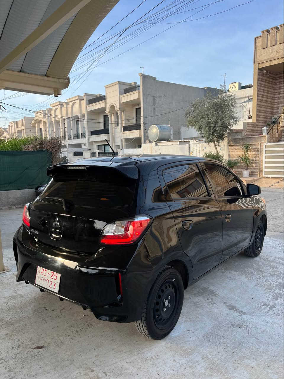 Mirage 2024
فول مواصفات 
لايت زينون
دبل كيج
تبريد لمس
رادار امامي 
رادار خط شارع 
شاشة كبيرة
ماشيء فقط ٥ الف ميل 🤗
٣ قطعة و شوي صبغ 
بدون دواخل بجم خلف كبس 👍
ارباك واحد بردة مرجع بلادي 
ستيرن و دشبول بلادي شريكة✅
موعيد ترقيم ٢٠/٢/٢٠٢٦
باقي ١٥ اليوم مدة رقم 
تكلفة رقم 800$ (تترقم محافضات شمالي فقط)
سيارة جاهز بدون مصرف بدون خلل
رقم شاصي 
ML32AUHJ0RH003749 
سعر سيارة 

88$ ورقة بيها مجال للشراي 🌷
مكان سيارة 
اربيل/هفالان قريب عن ماجدي مول
*********** واتس
*********** أربيل, العراق
