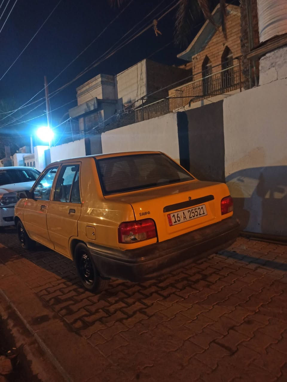 سلام عليكم سايبه للبيع موديل 2017كفاله عامه تخم تاير جديد كير مكينه مكفولات عنوان ديوانيه سعر 38اوبيه مجال بصيط ***********
