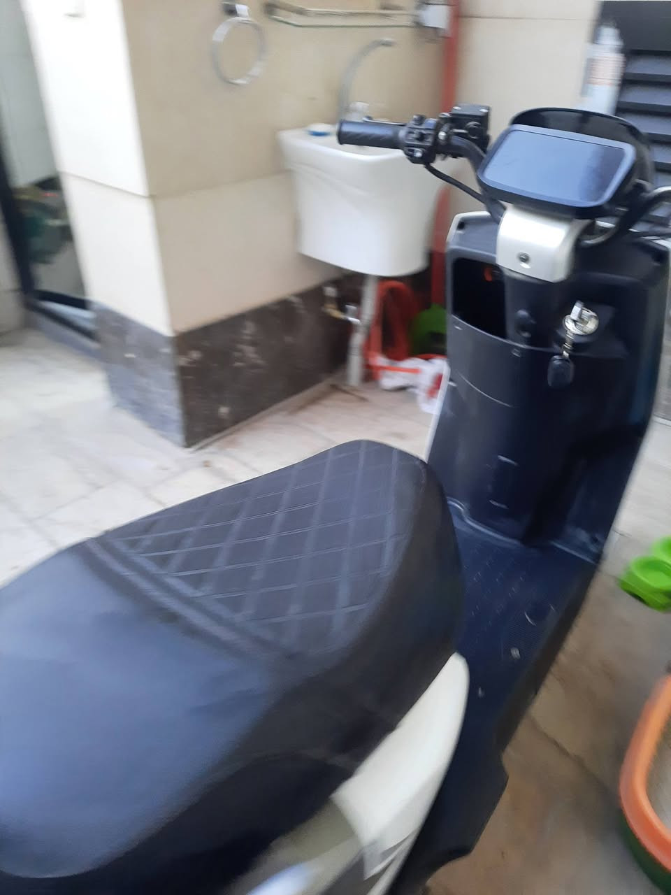 دراجة شحن اباتشي 318 للبيع
6 بطاريات حجم كبار
32 امبير
ملف 2500
سرعة 75 حقيقي 
منفذ شحن
نظام الرجوع الى الخلف R
مثبت سرعة 
هورن عالي
لايت عالي ناصي
كهربائيات كلها شغالة
دبل سويج وتشغيل عن بعد
اشاير يمنى ويسرى ودبل اشارة
الدراجة استعمال شهر واحد ونضيفة
السعر 850 وبيها مجال حك الجية
مكاني بغداد المعلمين
للاستفسار ***********
