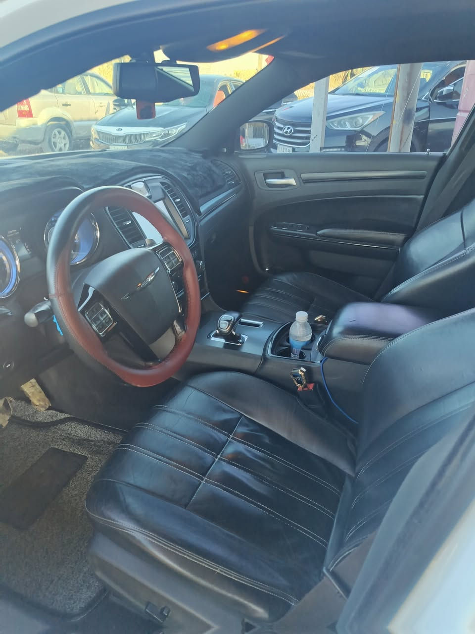 السلام عليكم
للبيع اوباما اوباما فئة2014S,
السياره كفاله عامه عده فتح قطعتين بدون دواخل وصبغ السياره متعوب عليه
كشنات حضن شاشه فتحه سلايت تخم تاير جديد حداديه وره وكدام كله بشرط السياره عليه منضومه عدساتLiD گير مكينه بشرط للاستفسار اكثر الاتصال على الرقم ***********
السعر ٢١٥وبيه مجال
مكان السياره ديوانيه
