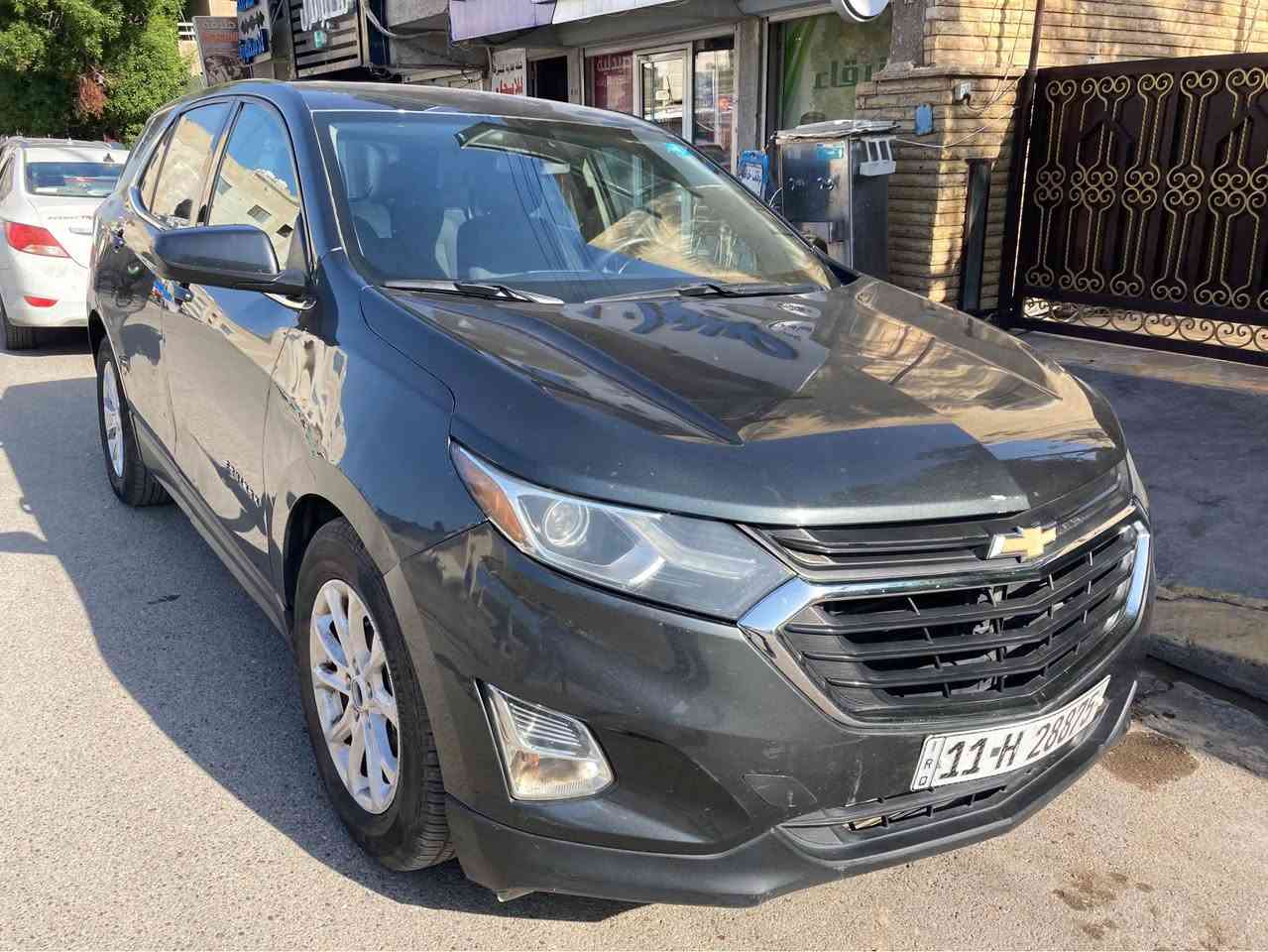 السلام عليكم عندي شوفرليت ايكونكس ٢٠١٨ سيارة كما موضحة بالصور حادثها خلفي بسيط مو قوي  وبيها مسويلها سونر كامل رايده ١٢٨ وبيها مجال قليل تواصل

***********
***********

السيارة باسمي تحويل ثاني يوم  عنواني بغداد شارع الربيعي بغداد, العراق
