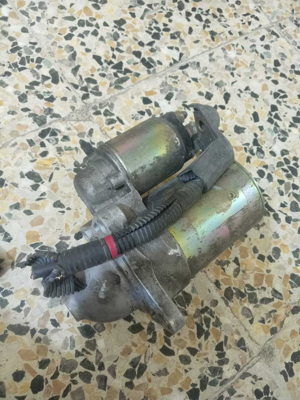 السلام عليكم سلف فيرنا 12 جديد ما مشدود ب35الف  ولبقيه كلهن ب25الف مكاني ابو غريب الزيون ‏‪***********‬‏
