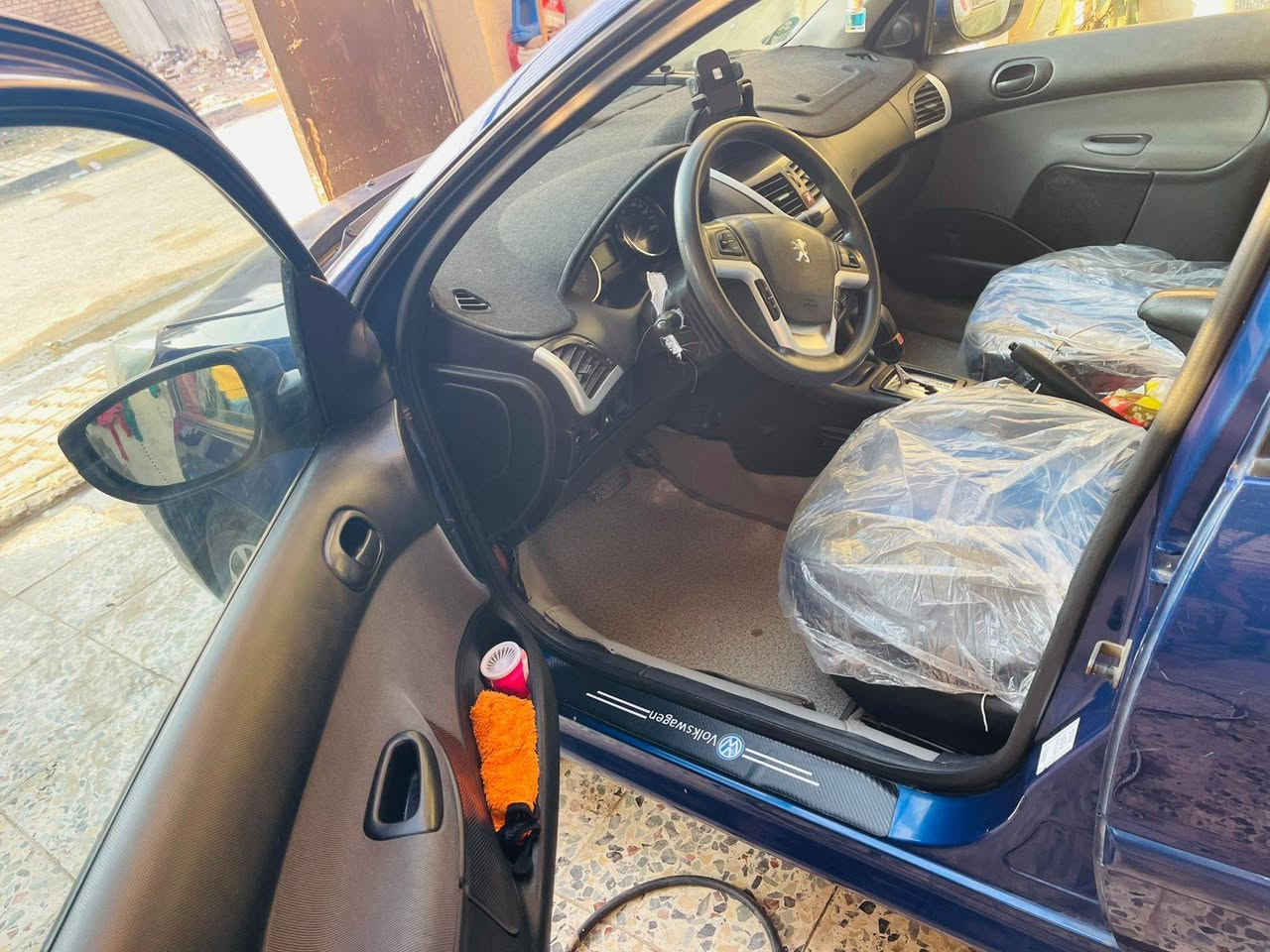 السلام عليكم

بيجو فرنسي 207i  2018

مواصفات 

تحكم بل الستيرن 

مثبت سرع 

شاشة اعطال

حساسات خلفيه وكامرة

مكينة ١٦٠٠ نظامين قيادة

بيها ٣ قطع صبغ ماواصل للدواخل

رقم بصرة بسمي هزة جديدة 

مكاني البصرة الصالحية السعر ٦٠
ماشية ٩٠

***********
