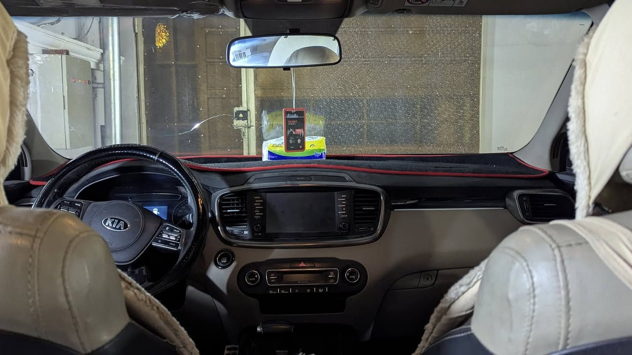 سورنتو 2020 خليجي كفالة عامة 🔴
المواصفات 🟥
⚫قمارة حديد
⚫6 سلندر
⚫اناره وكشافات زينون 
⚫7 راكب 
⚫كشنات جلد وكهرباء 
⚫شاشه 
⚫نفگيشن 
⚫بصمه ابواب 2
⚫جنطه كهرباء 
⚫حساسات امامي خلفي 
⚫كامرة خلفية 
وباقي المواصفات المعروفة 
السياره رقم بغداد تحويل ثاني يوم باسمك ماشية 64 الف كما موضح وقابل للزياده وشادله تخم تاير جديد 
مكاني النجف الاشرف قرية الغدير الاولى 
للتواصل ***********
