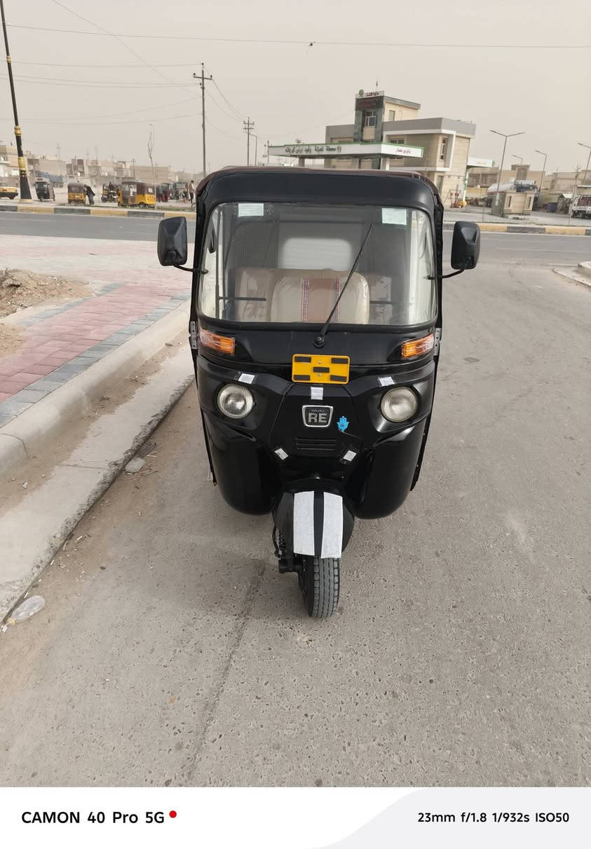 سلام عليكم خوان تكتك موديل 18بشهر12محسوبه على 19 كشره مكفول مصبوغه جماليه مابيه ضربه تخم تاير مسجل جديد جادر دوشمه محرك مكفول تجفيت جديد اوراق المصطفى بسمي تحويل مباشر معه المشتري نضافه خير من الله مكاني كربلاء السعر4200وبيه مجال ***********
