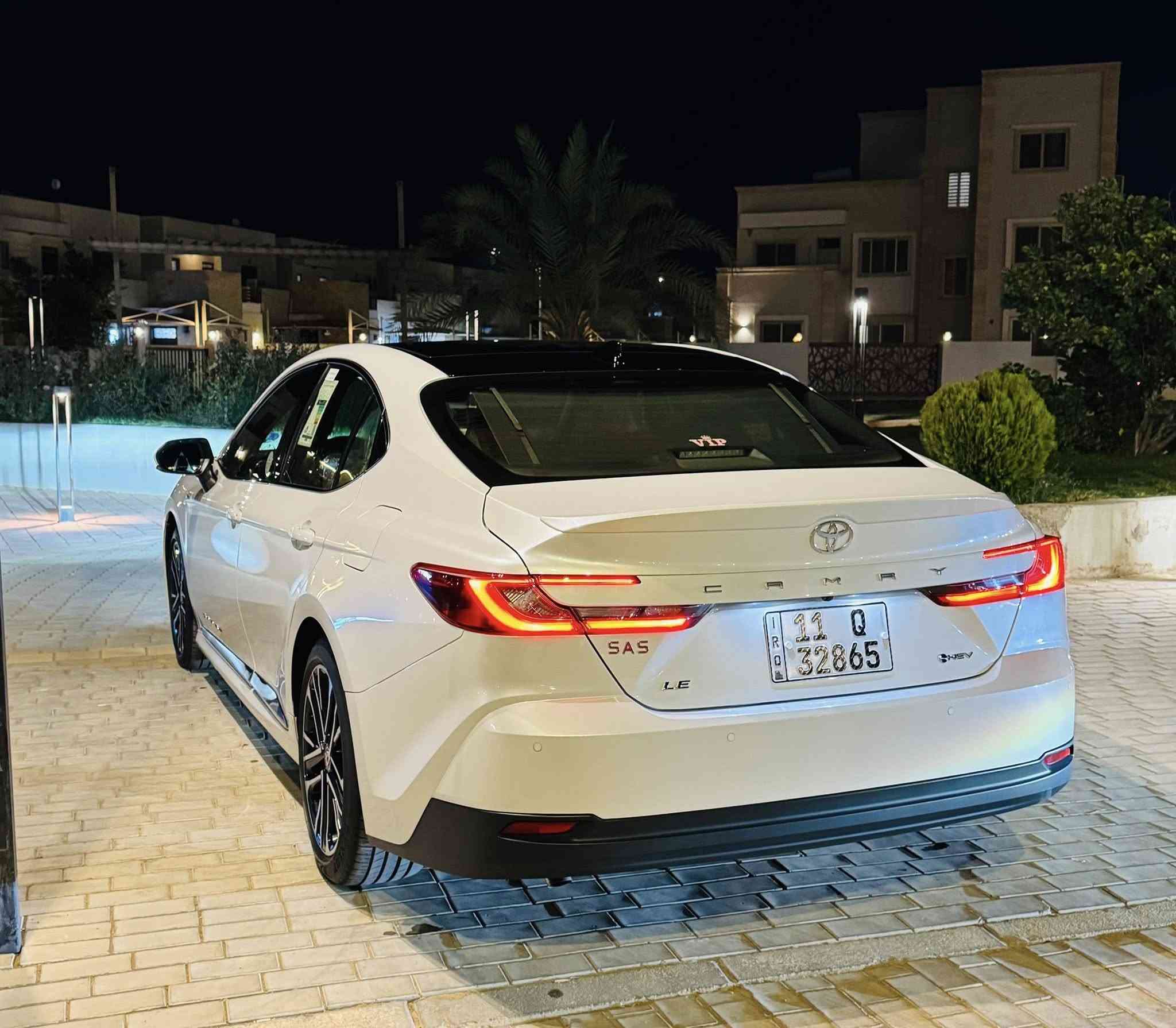 تويوتا كامري 2025 LE هايبرد – وكالة عبد اللطيف جميل
2025 Toyota Camry LE Hybrid
2025موديل 
هايبرد 
وكالة عبد اللطيف جميل
صناعة يابانية ١٠٠٪؜
المسافة المقطوعة 55 الف 
• شاشة وسطية كبيرة تدعم أبل كاربلاي وأندرويد أوتو
• نظام هايبرد اقتصادي (بنزين + كهرباء) باستهلاك وقود قليل
• دخول وتشغيل بصمة
• كراسي مخمل مريحة مع تعديل كهربائي للسائق
محرك ٢٥٠٠
انارة داخلية
بانوراما
بردة كهرباء
حساس امامي خلفي
كامرة
شاحن وايرلس
مقاعد كهربائية
لايت زينون
بك لايت LED
سبايدر اصلي
ويل ١٩
رقم بغداد
📍 صلاح الدين  / تكريت
السعر المطلوب 275 
رقم الهاتف ***********
