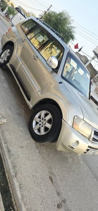 باجيرو • ٦ سلندر ٣٠٠٠ • ٧ راكب