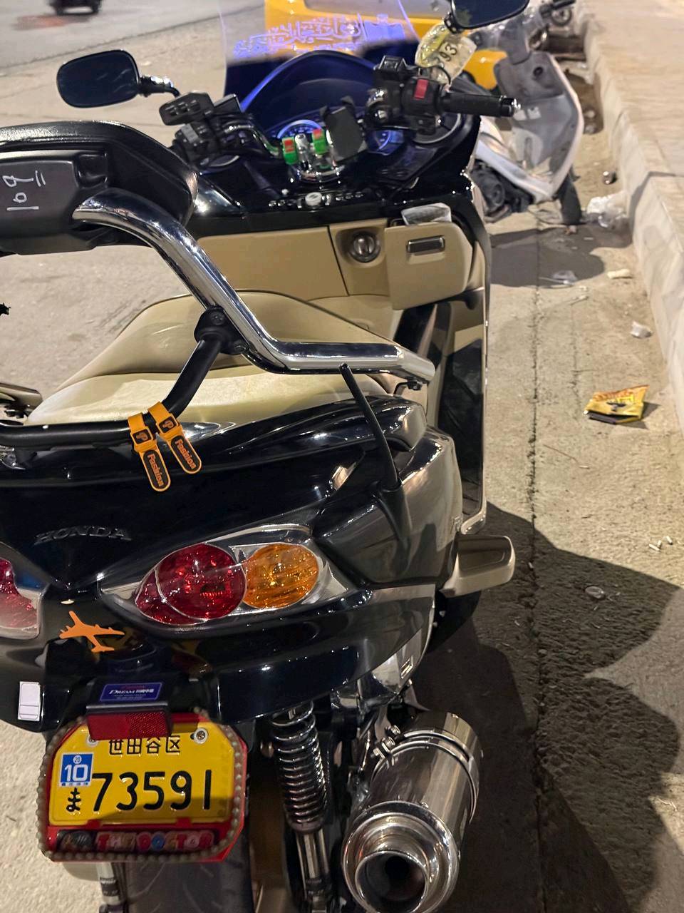 سلام عليكم شباب
دراجة فورزه 0/10💯

✔دراجه فول مواصفات💯

✔جاهزة من كلشي مطلعها رمبه💯

✔مامتعوبه ابد 💯 كزوز رياضي💯

✔بيها نضام جي بي اس💯

✔بيها زنون يعمي 👀

✔بيها مسجل مضخم💯

✔شباب دراجه نضيفه كلش💯

✔تدفهه شغاله💯 مسوي دكم تزويد طفي لايت 

✔سبب البيع اريد تي ماكس لي عنده تي ماكس يراوس
✔ونطي فرق عادي

✔السعر$💲 22 وبيها مجال قليل

✔شباب ماعاجبك السعر عوفه والله يرزقك احسن منها
✔ العنون ناصريه مركز رقم وتساب ***********
