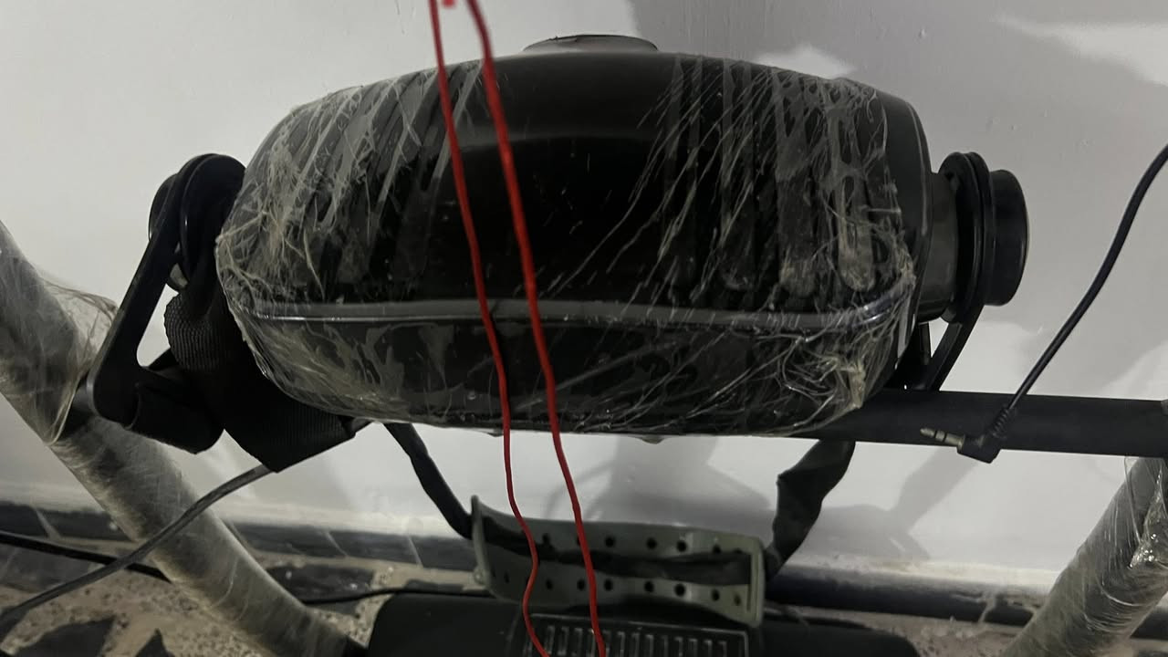 جهاز رياضي للبيع بس بي قطع بالتوصيل ممعروف وين وبي هزاز يشتغل


**إذا كنت صاحب هذا الإعلان وتريد حذفه لأي سبب، رجاءا أرسل رسالة إلى الدعم الفني**