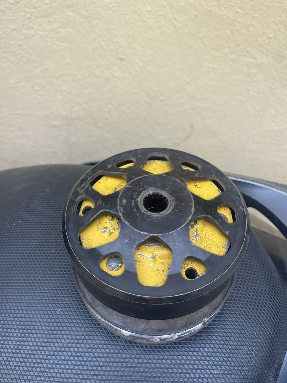 كلجات رياضيه سكنس عام جيتي آر جبلي
علشغل إذا مو شلعه ومعدل مرجوعات زوجهن ب80 قفل رقمي *********** مكاني بغداد
