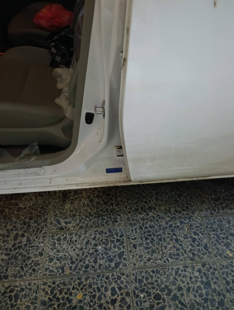 السلام عليكم نيسان صني هندي زيرو 2025 رقم اربيل مميز سياره جديده وكفاله عامه النجف الاشرف ***********
