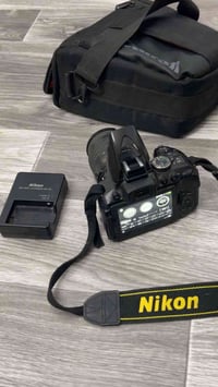 كاميرا نيكون D5300 • نيكون 5300 • كاميرا رقمية • كاميرا نظيفة • كاميرا...
