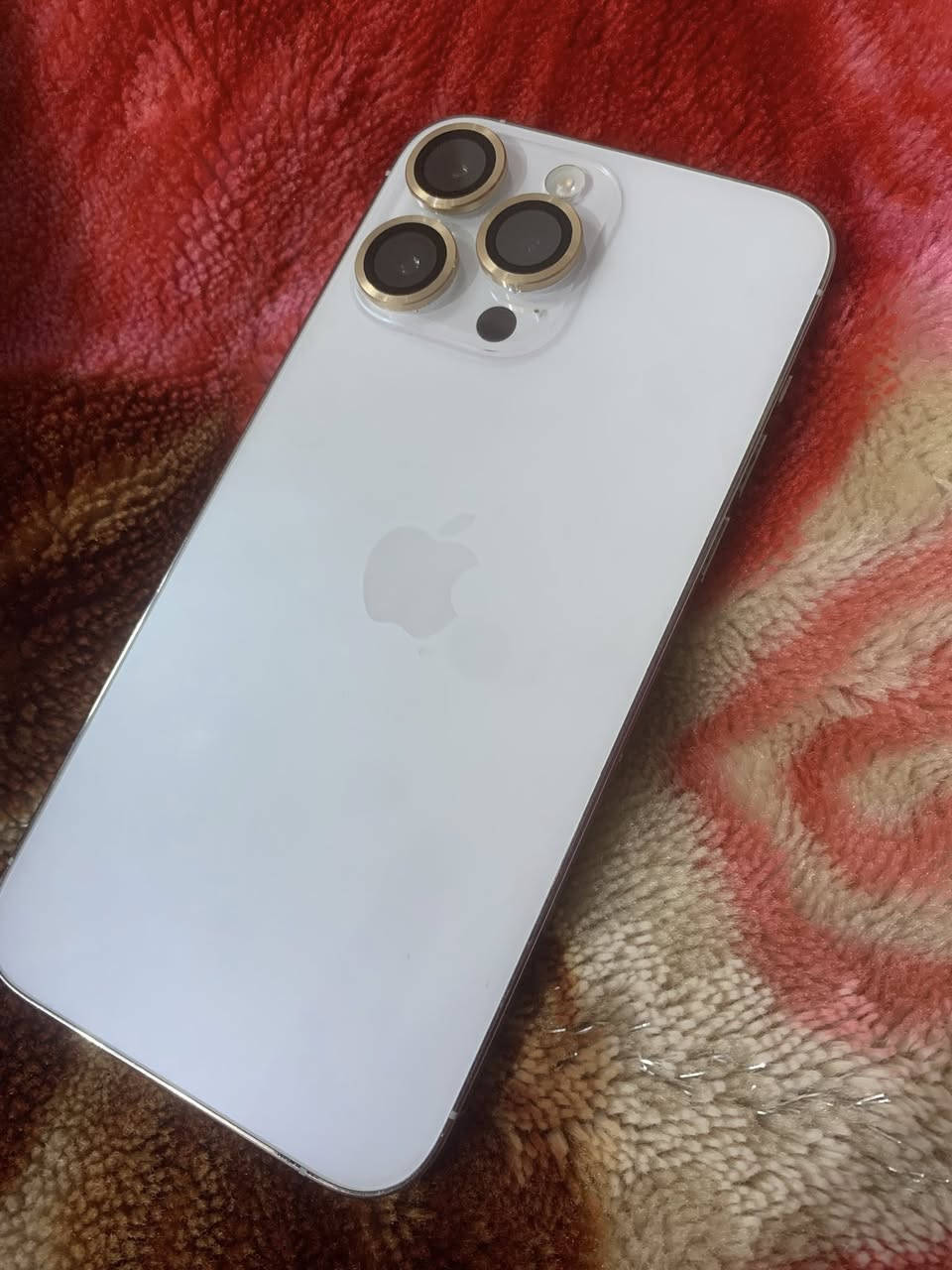 14 بروماكس بطاريه 85 ذاكره 256 فيس ايدي شغال جهاز مامفتوح ولامبدل شي فقط الخط الي بالشاشه ماماثر سعره 675  مكاني نجف ***********
