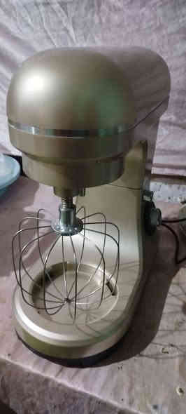 عجانه كيك حجم وسط جميع غراضها موجودات تاخذهة بل كارتون استعمال واحد فقط العنوان بصره ابو الخصيب رقم الاتصال ***********
