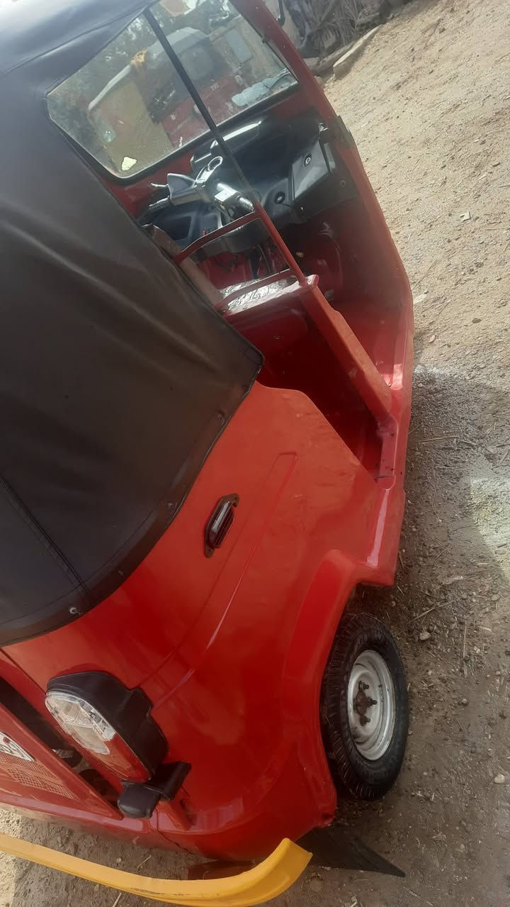 تكتك للبيع تيبيس مديل18 رقم انكليزي تحويل ثاني يوم السعر 4 ونص وبيهه مجال للشراي تكتك


**إذا كنت صاحب هذا الإعلان وتريد حذفه لأي سبب، رجاءا أرسل رسالة إلى الدعم الفني**