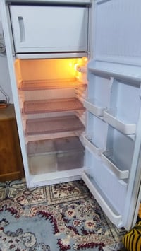 ثلاجة • كريازي مصري • نجف