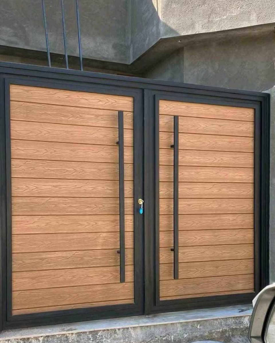 العرض لمدة 4 ايام ب350 الف  فقط
وترجع الاسعار القديمة 
التفاصيل 
باب 2 متر طول
عرض 2 متر ونص … .. سلايت+ طلاقتين حسب الرغبة 
الحديد ثقيل 2 ملم( حقيقي) شرط الفحص
الباب كامل ب350 الف 
البيع مباشر 
■بدون نقل او شد ■ البصرة, العراق


**إذا كنت صاحب هذا الإعلان وتريد حذفه لأي سبب، رجاءا أرسل رسالة إلى الدعم الفني**