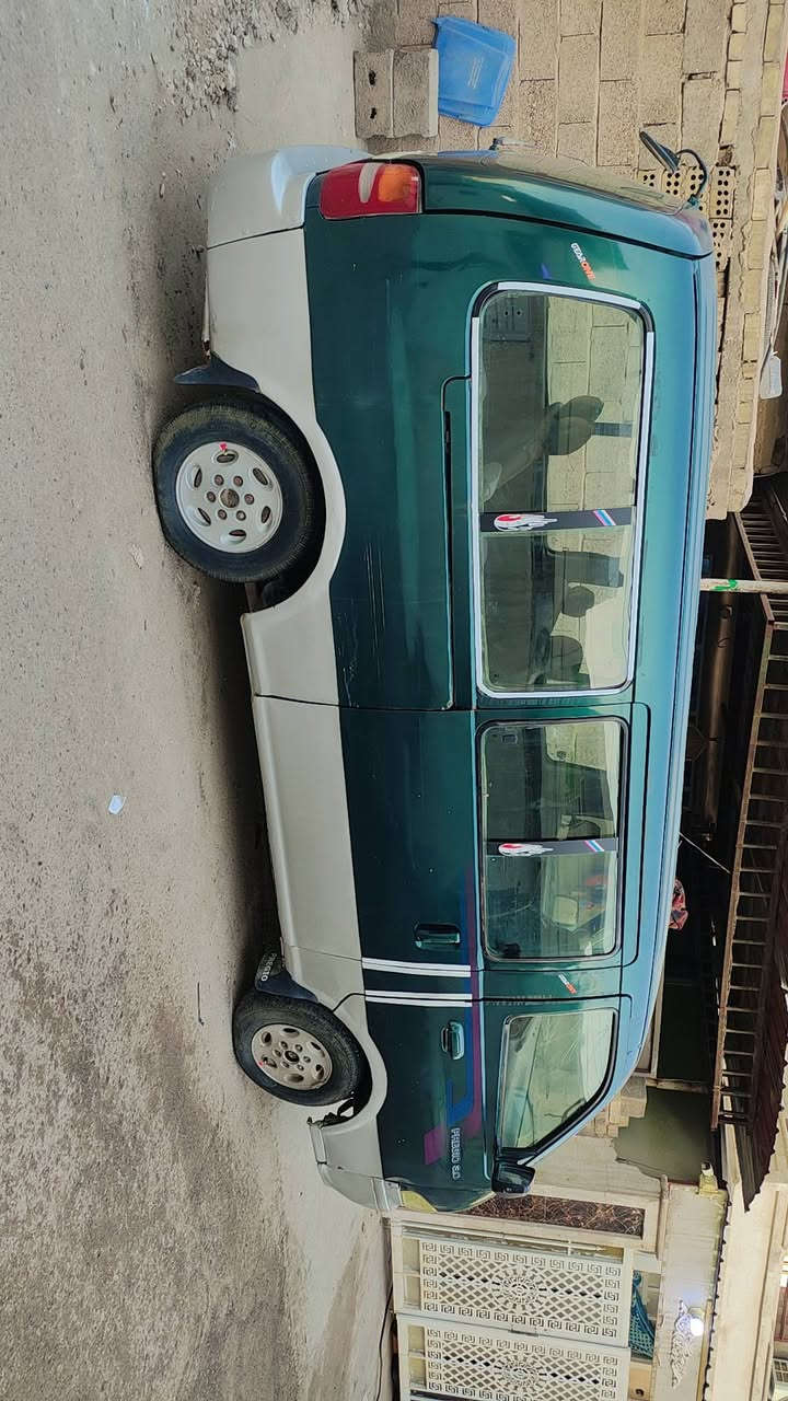 سلام عليكم للبيع كيه بريجو سياحي موديل ٩٦ نضافته خير من الله شوفت عيونك وبل واقع بعد احلا من صور سياره نكره سلف وين ما تريد تطلع بيه  مكاني بغداد زعفرانية ***********
