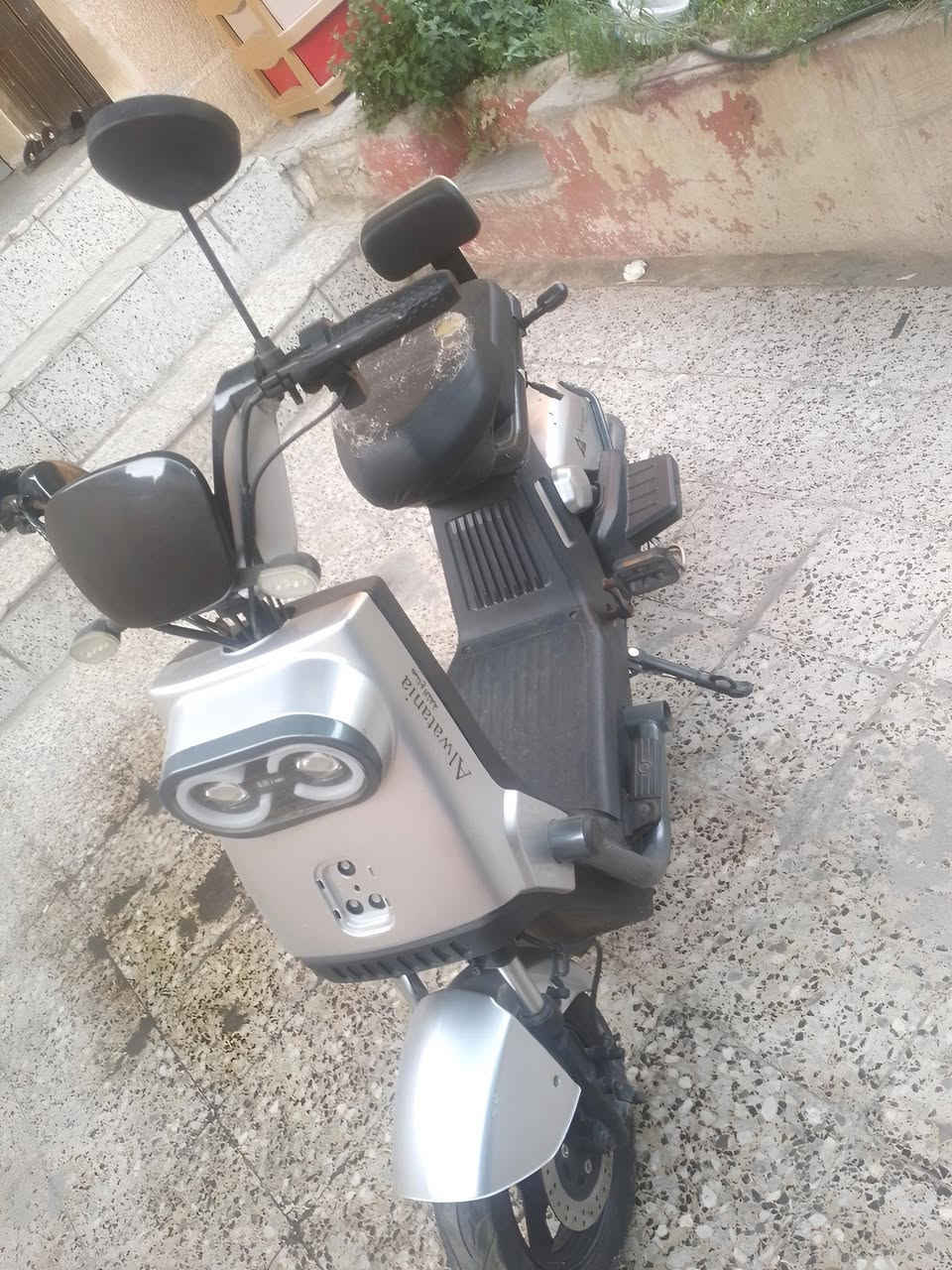 سلام عليكم ماطور للبيع نظيف كامل ماطور كلو شغال سعر 200الف و بي مجال


**إذا كنت صاحب هذا الإعلان وتريد حذفه لأي سبب، رجاءا أرسل رسالة إلى الدعم الفني**