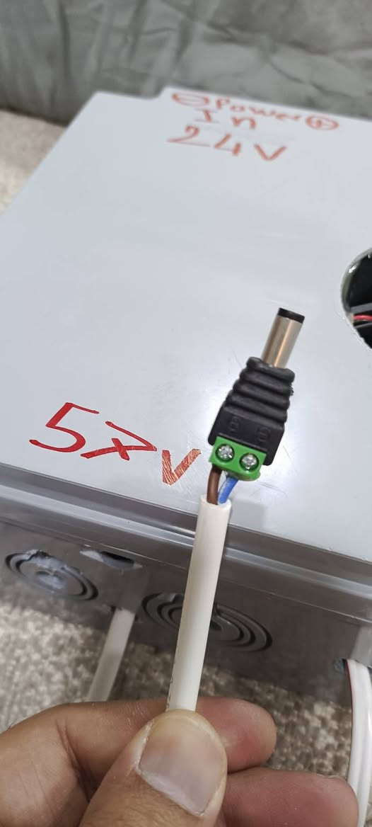 🚨🚨🚨🚨🚨🚨🚨🚨
عاكسات DC الاقتصاديه لتشغيل ستارلنك وابراج الانترنت
كرت1200 واط57 فولت لتشغيل ستارلنك
كرت1200 واط 24 فولت لتشغيل 24 قطعة
كارت 12 فولت لتشغيل هب 
مع نظام شحن50 امبير+نظام حماية+نظام مصدرين50امبير
السعر مع التوصيل 250 الف


**إذا كنت صاحب هذا الإعلان وتريد حذفه لأي سبب، رجاءا أرسل رسالة إلى الدعم الفني**