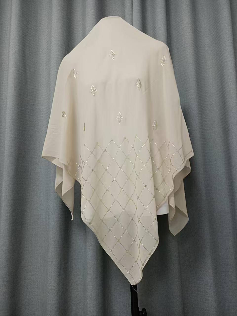 شيلات الملكه
ربطه جرجيت الوان نص سترات
قياس 130
العنوان فلوجه النزيزه خلف جامع الصديق 
مجاور قيصريه اللوازم 
واتساب..***********
واتساب..***********
