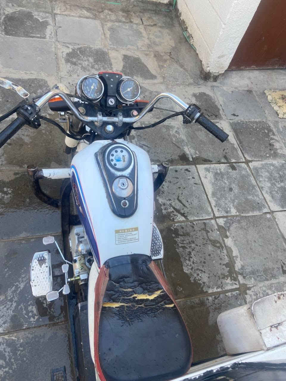 ستوته موديل 14 معمر 25مكينه مكفوله بس امبدل كلاجات شاصي نضيف بدي 14كهرائيات جديده كلشي شغال العنوان ناصريه مركز سعر خاص ***********
