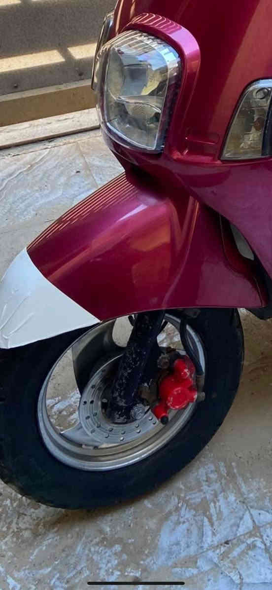 دراجه بوليس جديده نضيفه كلشي شغال بيه رمبه قبل فتره نزلته سعره ٩٠٠بيه مجال لطيبين ***********
