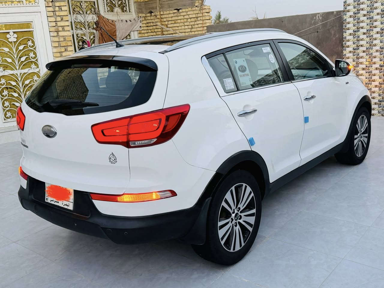 اللهم صل على محمد وال محمد
السلام عليكم إلى عشاق الجديد 
كيا سبورتج موديل 2015 فول مواصفات خليجي 
ماشيه 160 الف محرك 2400 دوش 
شرط ما مفتوح بيه رش بصيط جدا بلهلال الخلفي 
شرط تجميل قطره معجون ما بيه الباقي مكفوله 
ضربه وصبغ وتبديل وفتح والخياس سياره جديده 
جدا جدا مواصفات بنو رامه شاشه كأمره بلمرايه 
مرايات شفط لد امامي نيكل بلاد شاره بلمرايه 
ويل كب كروم تبريد خلفي يدات نكيل بلاد 
حساس خلفي محرك 2400 دوش برغي ما مفتوح 
بيه سياره مال جناي ترايه كلش حلو رقم بصره 
مشروع وطني تحويل ثاني اليوم السعر 153 
مكان السياره الناصرية المركز الشراي يتصل 
***********
