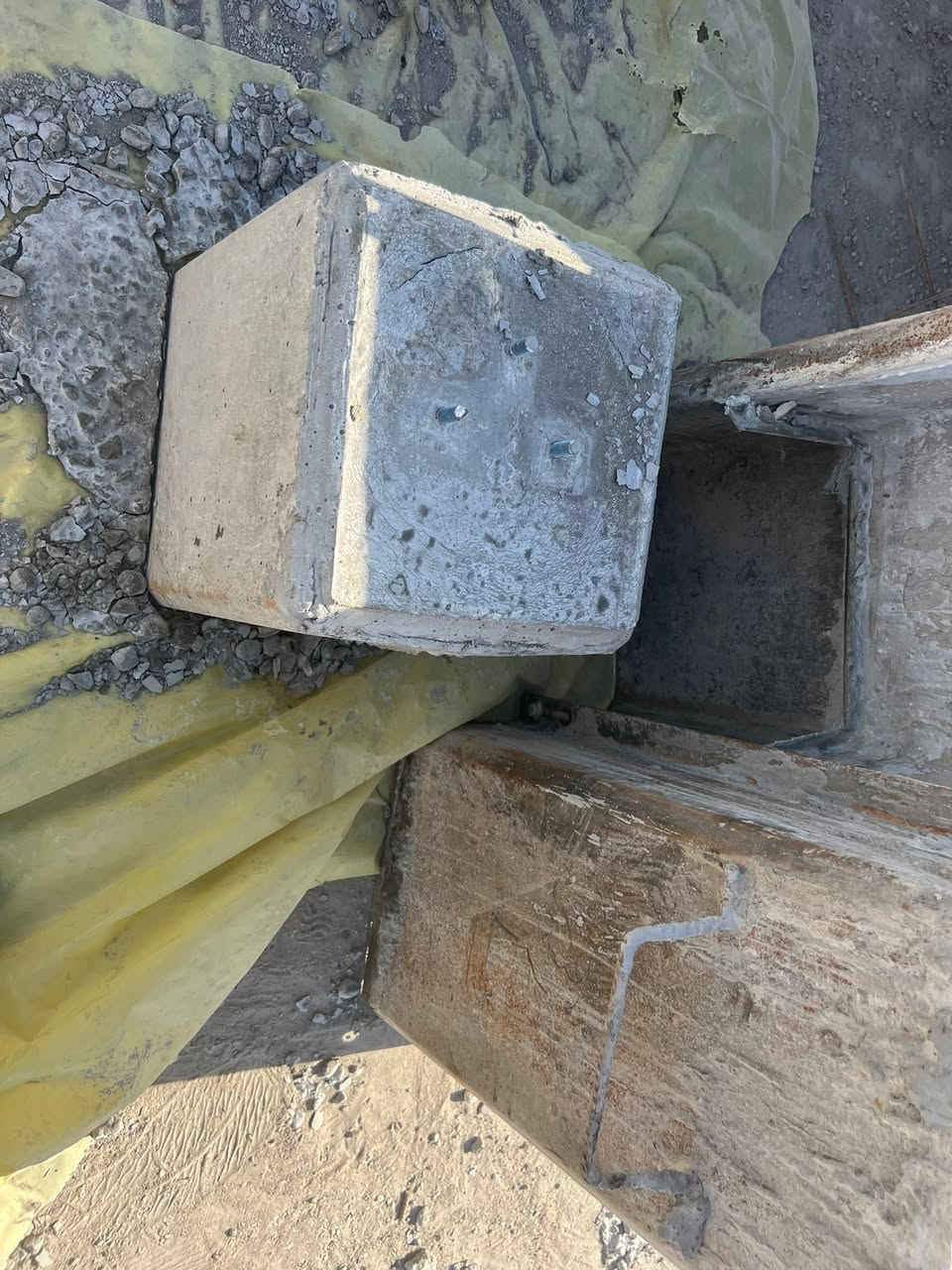 السلام عليكم

تجهيز صبات تثبيت قواعد الحديد للطاقة الشمسية وبمواصفة عالية 

كونكريت c35 

تسليح BRC

برغي مغلون حجم 10 ملم

وابعادها 30*30*30

وتجهيز مباشر من شركة الخالد للكونكريت الجاهز

للاستفسار***********
