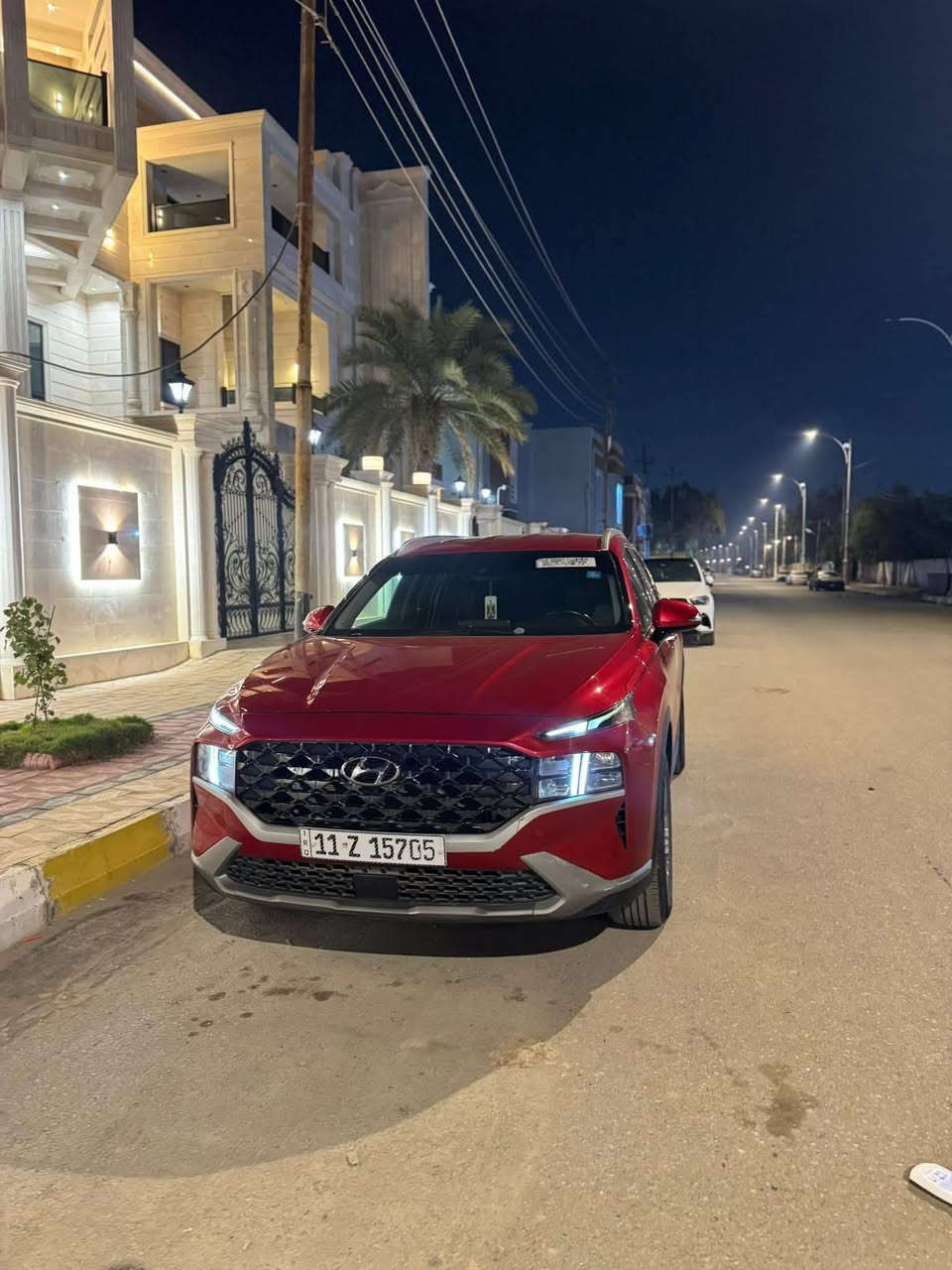 سلام عليكم سنتافيه 2023 وارد امريكي لون احمر مميز رقم بغداد بسمي تحويل ثاني يوم ماشيه 44الف ميل حادث كلين  مكينه 2500اربعه سلندر خمسه راكب
بصمه دخول تشغيل عن بعد 
كشنات تدفئه كشنات كهرباء
رادارات امامي خلفي 
رادات جانبيه
جنطه كهربائيه 
لد نهاري لد خلفي 
شاشه كبيره كار بلي
كامره دواره
تحكم ستيرن
ثلاث وضعيات قياده
اشاره بل مرايه بعد بيها اهواي موصفات
الشعر  150 وبيها مجال للشراي 
مكان السياره ناصريه مركز 
رقم الهاتف***********
