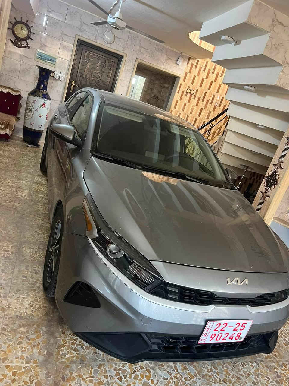 النوع: KIA FORTE
الفئة: نص فول 
الموديل:2023
محركك:V4
نوع الوقود:بانزين 
الرقم: اربيل جديد  
مسافه مقطوعه:14000 M
مكان. السيارة موصل
السعر :140وبيها مجال 
للتواصل :***********واتساب
