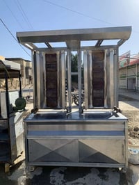 يالله شوايا كص شاورما ستل درجه أولى حلوه وتخبل لبيع   تحتوي على شيشين ...