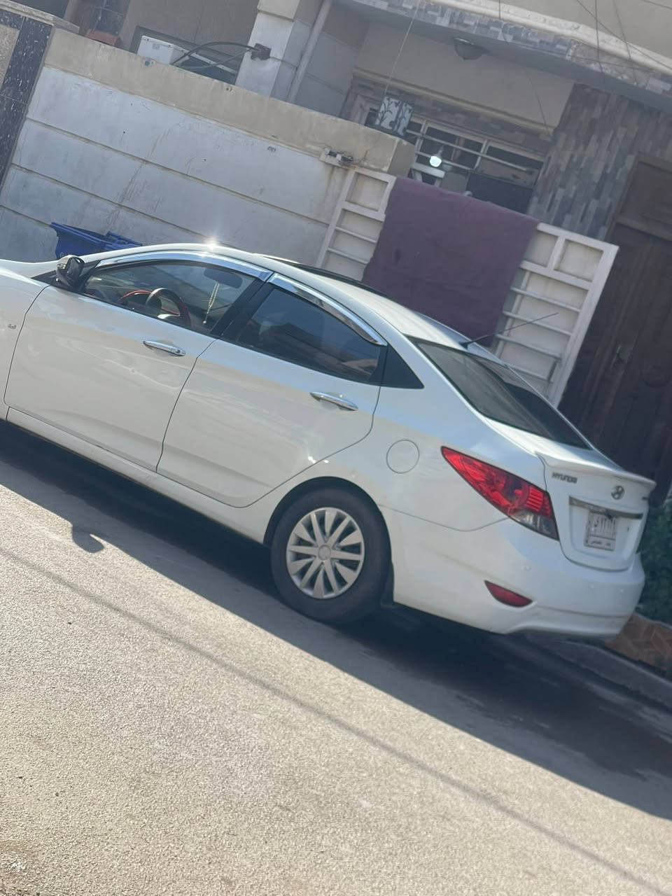 السلام عليكم
اكسنت موديل ٢٠١٢ خليجية فول مواصفات بيها بس باب خلفي صبغ بدون حادث بدون تبديل تكحيلات بسيطه فقط
السعر ٩٤ وبيها حك الجية فقط 
للاستفسار 
***********   حي الجامعة
