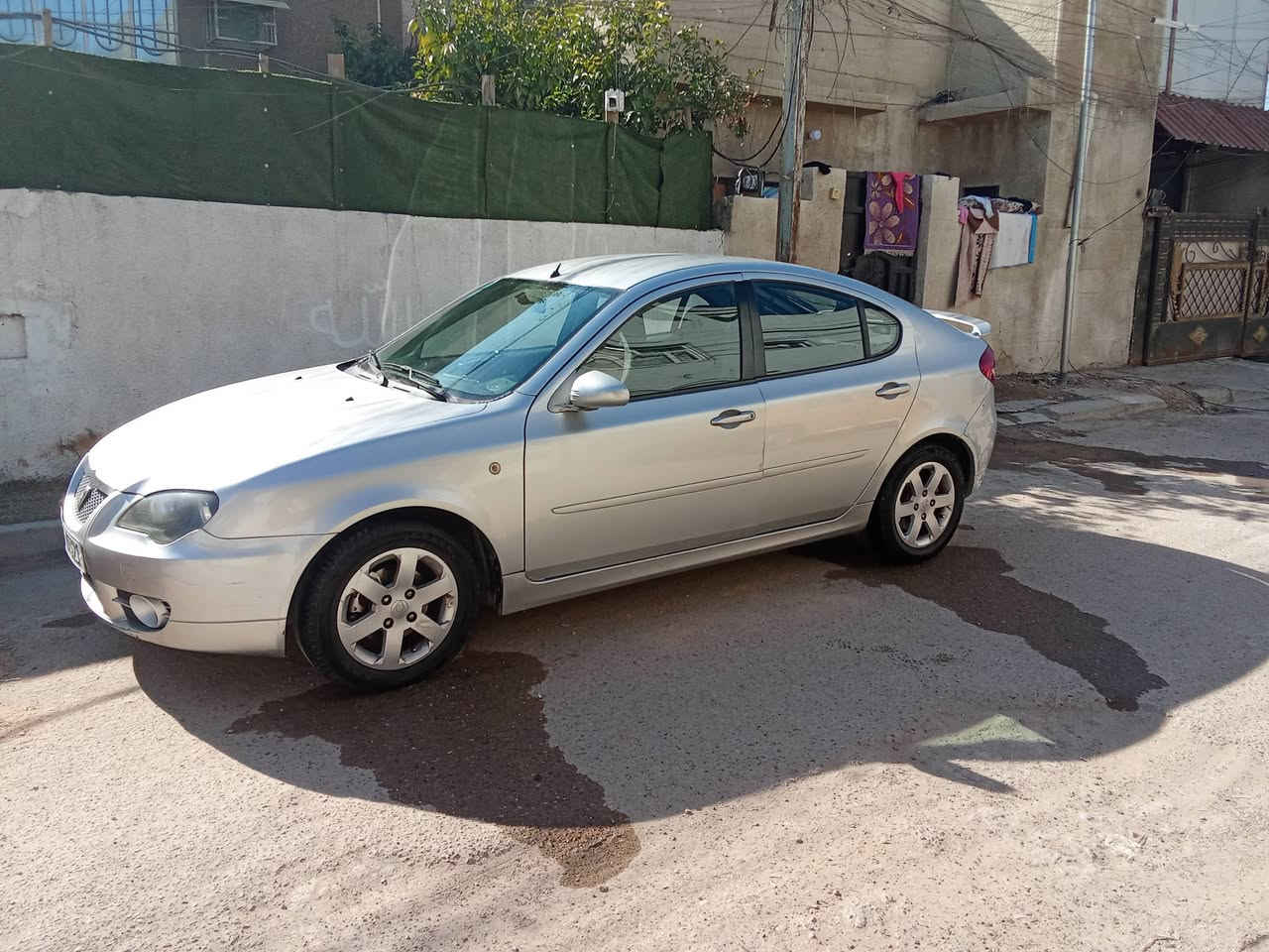 سيارة للبيع سيارة بروتون حديثة موديل2016 ماشية 50كم سيارة مكفوله من الدعاميه إلى دعاميه محرك كير جيد جدا تبريد ثلج لاسمكري ولاصبغ العنوان بغداد
البياع  سعر 75ورقه سياره بسمي  *********** ابو ميثاق
