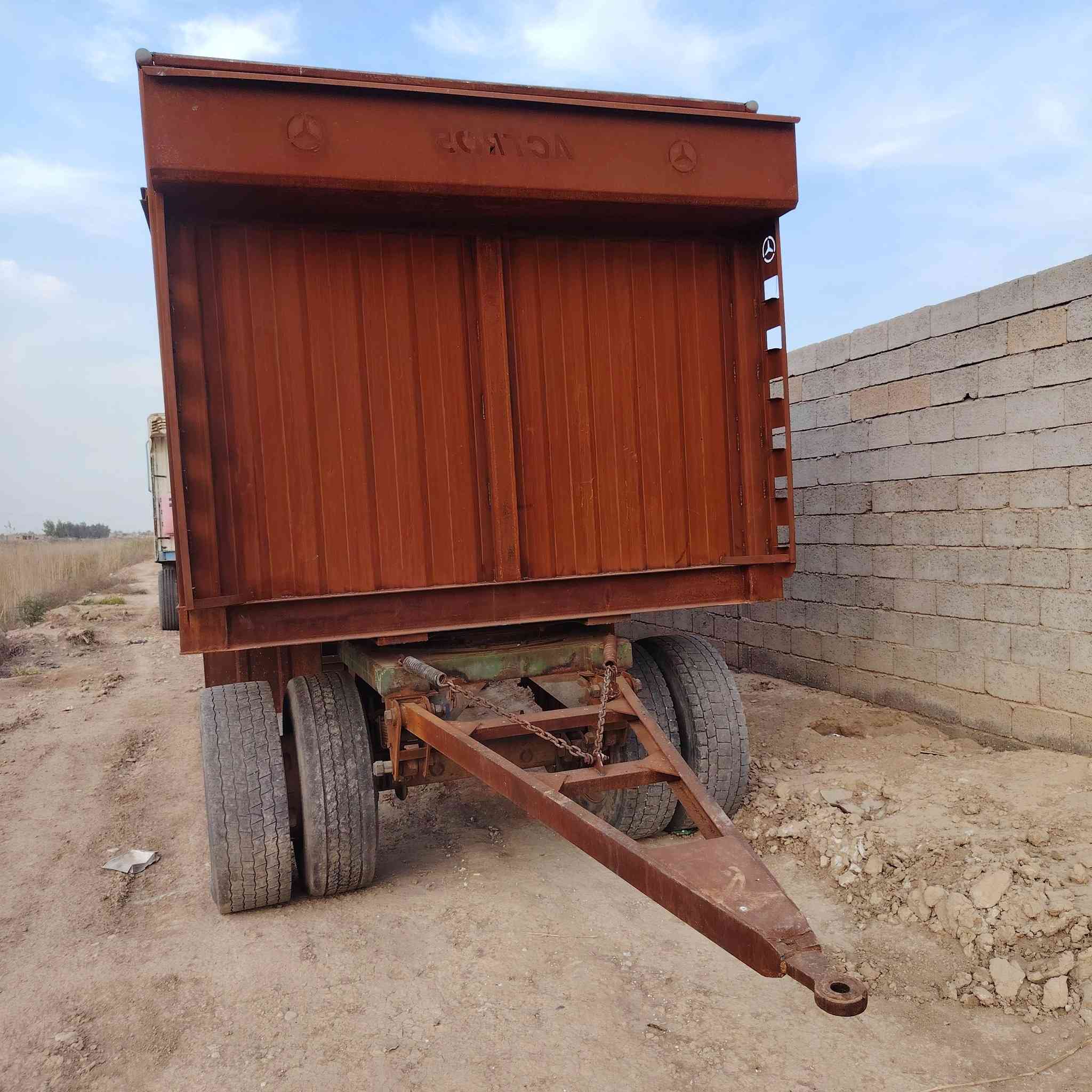 عربانه للبيع طول ثمانيه ونص 
***********

***********
