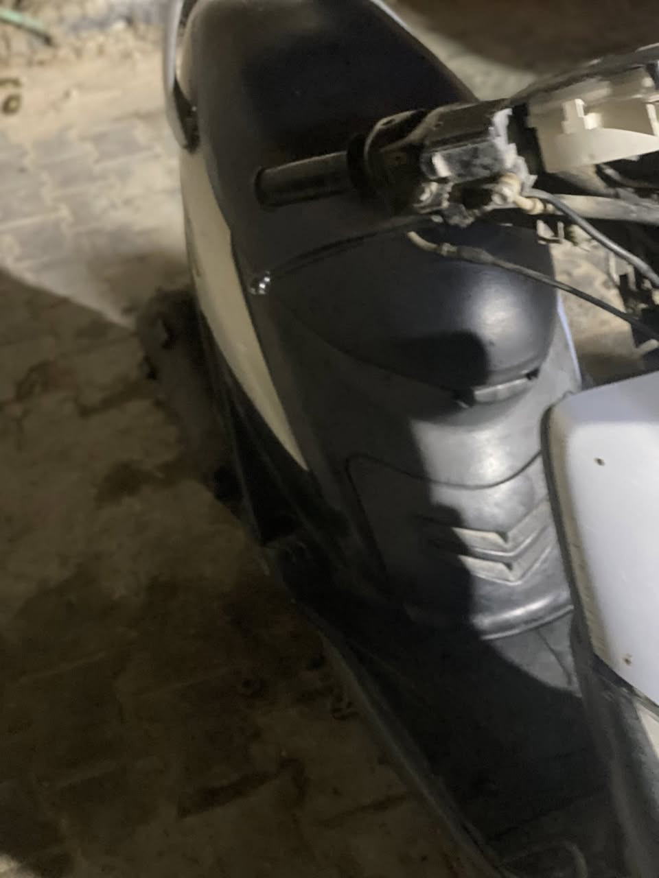 سلام عليكم ماكس عدله بس بستم بدلته وكاله شرطط حتى ما مبينه مفتوحه نواقص عينه كدامك واشاير ولكلوب سلف ماكام يشتغل مادري شبيه قبل يشتغل هسه مادري شبيه اعتقد باتري كاعد دكه هندر شرط بصصره لاصمعي *********** سعر 825بيها مجال قليل
