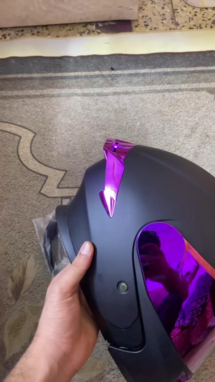 خوذة ماركة كراون رايسنگ بعدها باللوك جديدة كوالتي كلش ممتاز ومريحة باللبس ودبل واقية ودبل نظارة شمسية شوف سعرها بالموقع 350 الف عراقي معلي بالموقع وسعرة انطوني اعلى سعر ابيع


**إذا كنت صاحب هذا الإعلان وتريد حذفه لأي سبب، رجاءا أرسل رسالة إلى الدعم الفني**