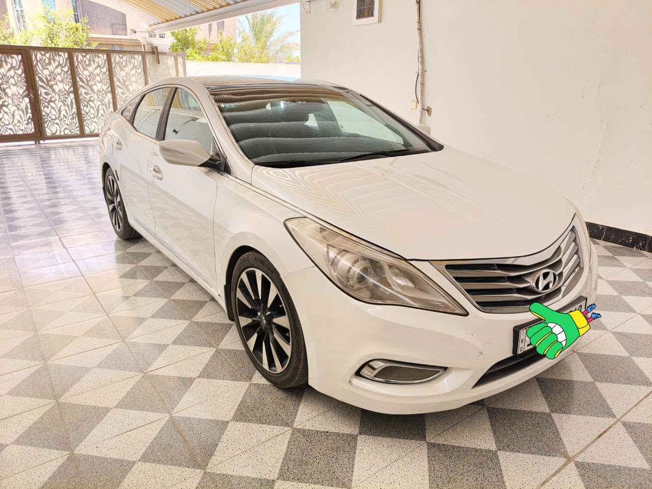 للبيع ازيرا  خليجي2014
محرك6 سلندر  3000 شرط مامفتوح 

رقم بغداد الجديد 

السيارة بإسمي تحويل ثاني يوم

- مواصفات السيارة
بانوراما 
بصمة ابواب
بصمة تشغيل
فتحة سقف
بردات خلفيه  وبردّه كهربائيه
- تحكم استيرن
-كراسي كهرباء
-حساس    +كامره خلفيه 
قبق صندوك بصمة
 - تبريد قطعتين وتبريد خلفي

- ويل اكروم

- لد امامي
- اشاير بل مري
- مري شفط

- مدخل AUX + USB

- تخم تاير

- وباقي المواصفات المعروفة

اخوان سيارة كلش حلوة وجديدة ومابيها نواقص وجاهزة للاخير من كير وتبريد وحدادية السياره مكينه وكير شرط جدد ومامفتوحه 

الاتصال على الرقم ‭***********
