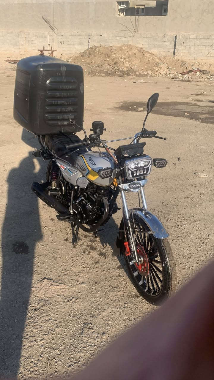 ياالله سلام عليكم ورحمة الله وبركاته اليوم دراجه يراني سونك 2025الدراجه نضيفه مكاني بغداد المعامل حي الزوراء باويه اوراقه كامله السعر خاص وبيه مجال للطيبين 
الارقم ***********
فقط واتساب او تصل بل رقم مارد عل فيس 
وتحياتي وسلام عليكم ورحمة الله ♥
