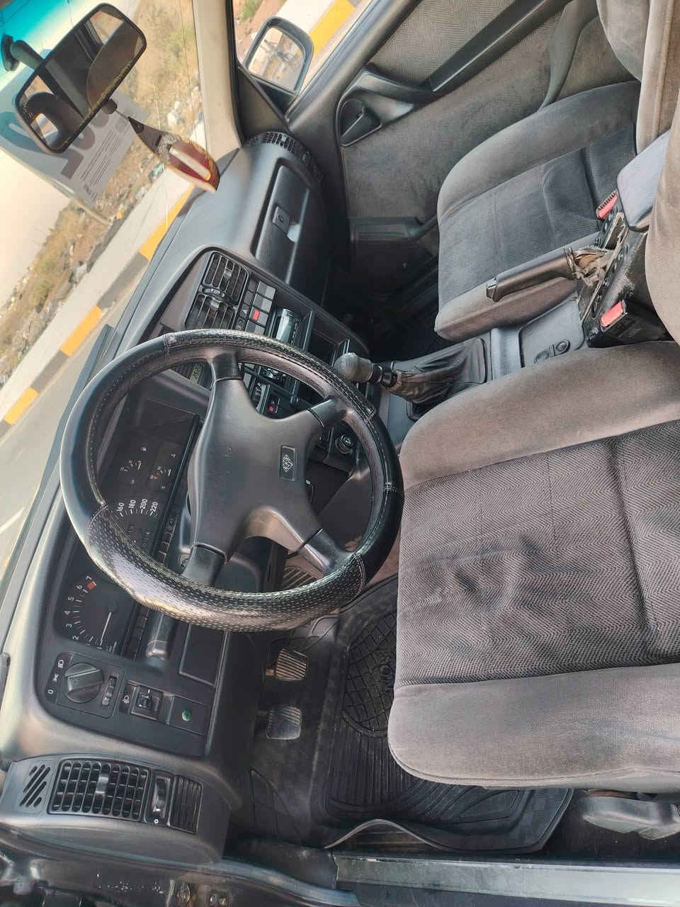 اوميكا موديل 1992 سياره نظيفه
بدون صبغ  ما  عدا  داير الورا  سايق
بوند كلير  
فول توماتيك  بس  كير  عادي
جام  اربعه كهرب
سلايت شغال  
السياره وضع شركه 
السعر 44 وبيها مجال
رقم نينوى شرط التحويل
مكان السياره موصل الايسر 
للاستفسار الاتصال ع الرقم 
***********
