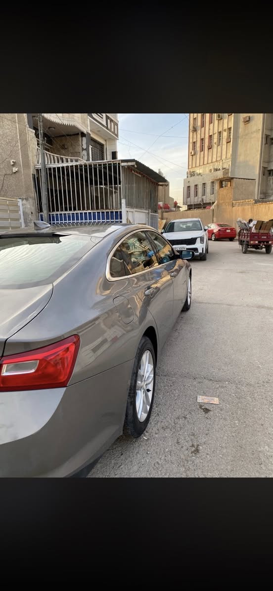 ماليبو 2017 رقم سليمانيه ب اسمي مكانها بغداد رصافه ماشيه 115 الف كيلو 
***********
