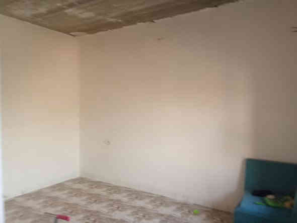 إعلان...... 
دار طابو صرف للبيع 
مطلوب للاسكان 
العنوان حي الزوراء مقابيل دوميز 
قريب من السايدين ومقابيل مدرسه 
الدار طابقين ... بناء جديد ... 
المساحة 100 متر 
ينقص الدار ... 
سقوف ثانويه... ابواب داخليه 
 
مطلوب للاسكان 49 مليون
مقدمة 63
القسط 350 الف 
للاستفسار اكثر يرجى الاتصال على الرقم التالي 
***********
*********** واتساب فقط
