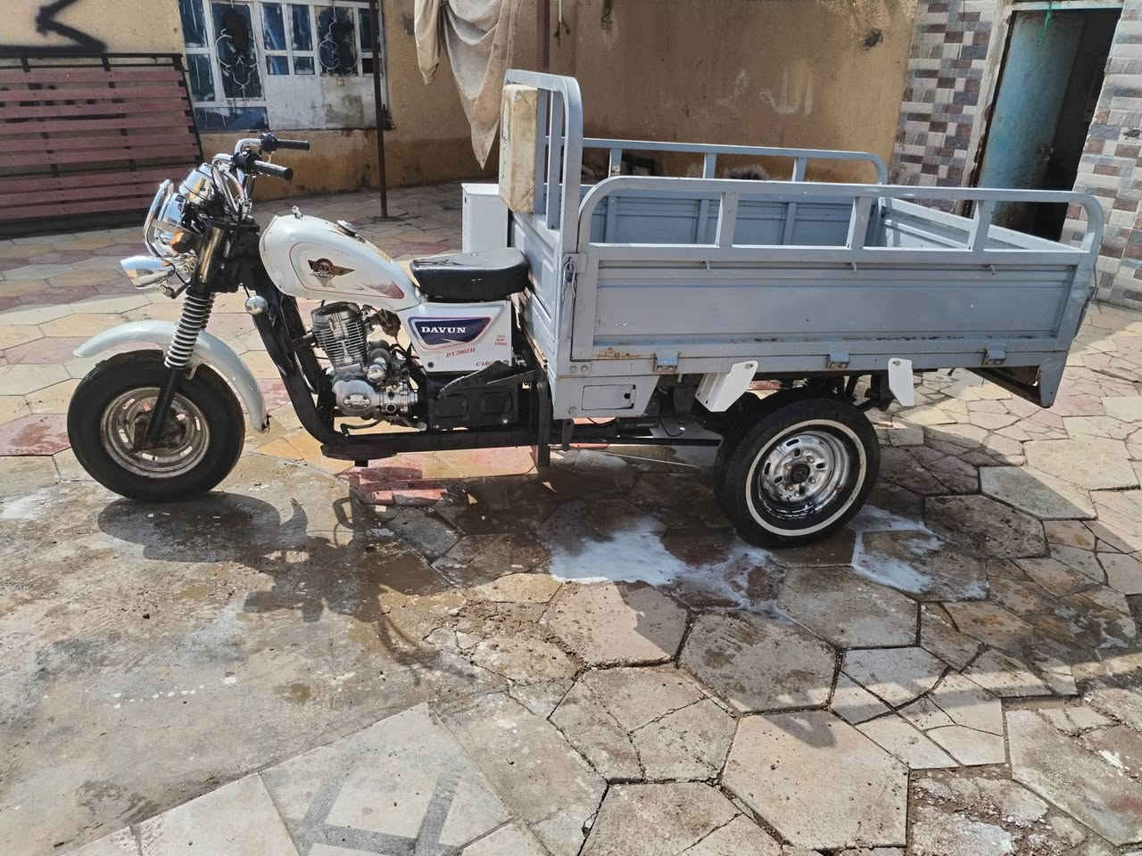 سلام عليكم ستوته للبيع مديل 2021  اوراقهه كامله مكينتهه كارتون شاصي كفاله ستوته جاهزه من الطول للطول ماناقصهه شي السعر مليون او 700 او بيهه مجال مكاني الشطره عله طريق الدوايه هاذه الرقم ***********
