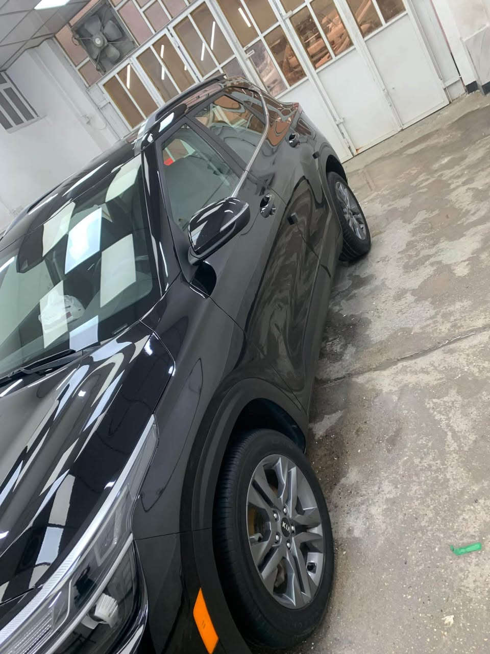 كيا سيليتوس موديل 2021 رقم بغداد بأسمي ثاني يوم تحويل وارد أمريكي  محرك 2000 حادثه جدا بسيط قبق الجنطة  ((سيارة جديدة مكفولة ))
مال جناي بالعافية على الياخذها..
رادار امامي شاشة كبيرة فور ويل اطفاء ذاتي مانع انحدار مانع انزلاق مود درايف ويل كب وبعد اكو مواصفات 
 للاستفسار الاتصال على الرقم 
*********** بيه واتساب …
