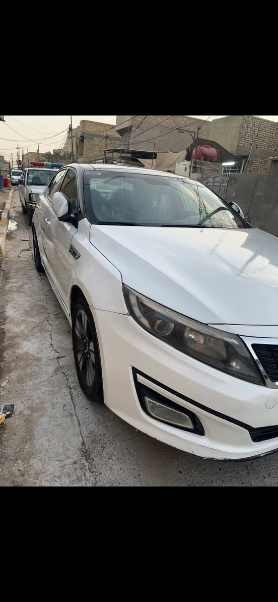 اوبتما 2015 SXL فوول مواصفات محرك
2000 تيربو بانزين ؏ــآدي يعني 
بصمة
مراي شفط
شاشه بلادي 
كامره دوارة
سماعات انفنتي مضخم صوت
تبريد بشاشة 
سايد بريك دكمة
اوتو هولد
تحكم استرين 
مثبت سرعة
حساس خلفي 
شاشه عطل 
3انظمة قيادة
4 كشنات تدفئه تبريد 
كراسي كهرباء 
استرين جيتي لاين
بنوراما فتحتين 
رادار جانبي 
استيرين تدفئه 
دشبول كادنزا 
كراسي جلد
 
بيها خمس قطع صبغ ابيع احزام  
شرط التحويل 
السعر 96 وبيه مجال 
رقمي ***********
مكاني بغداد
